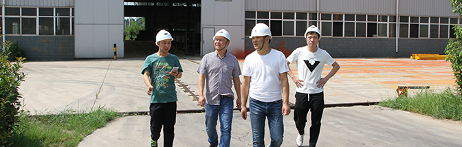 熱烈（liè）歡迎（yíng）中國核工業二七二工（gōng）廠領導一行蒞臨東起集團參觀指（zhǐ）導（dǎo）工作